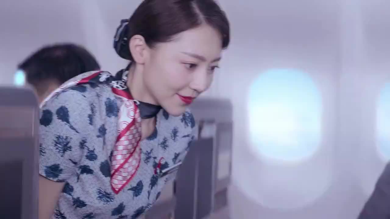 逆流而上的你:只见过有钱人追空姐,没见过空姐倒贴,招数贼多!