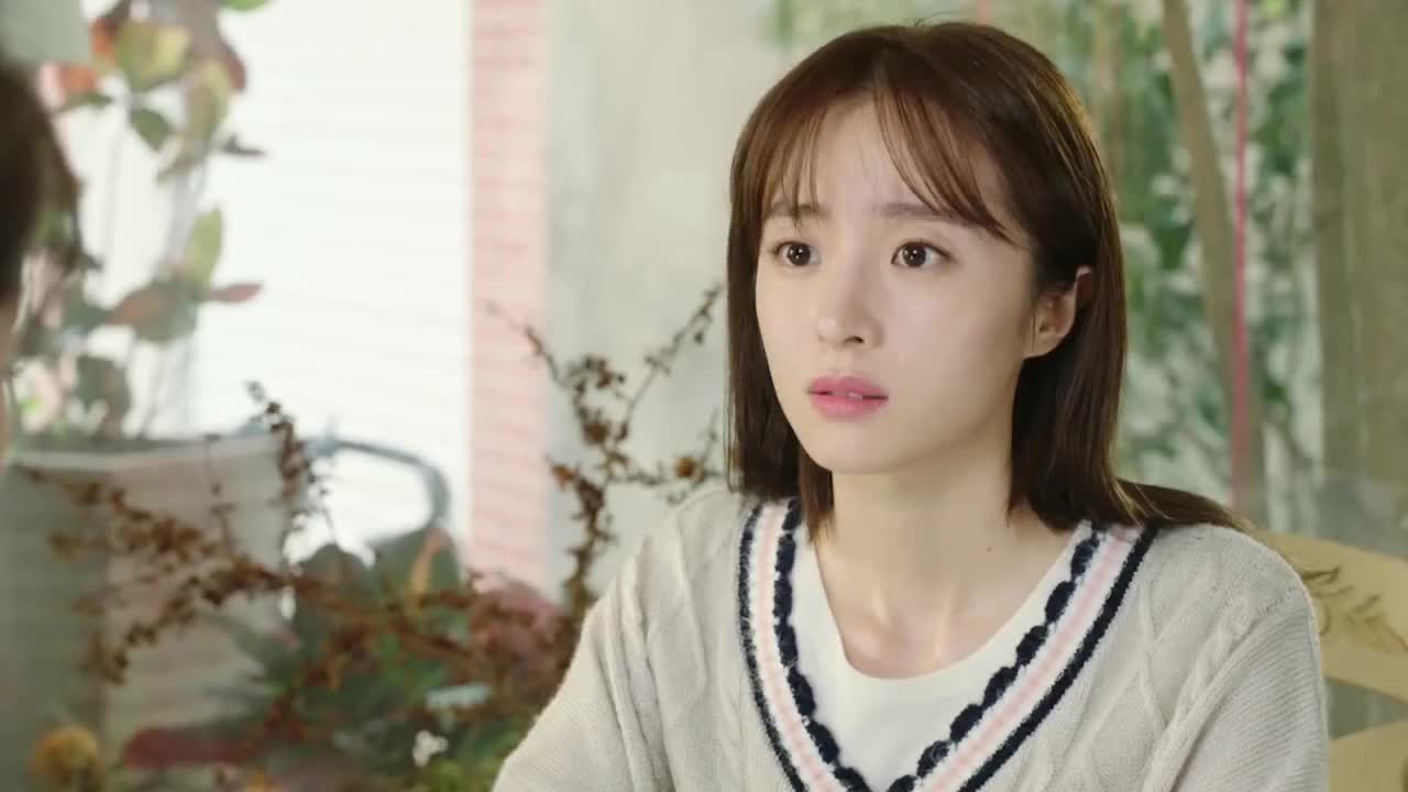 暗恋·橘生淮南:胡冰卿眉眼如画,浑身散发着超尘脱俗的气质