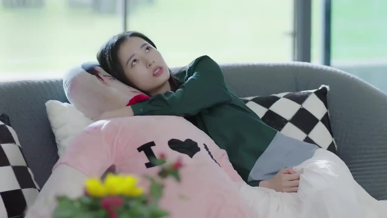 从结婚开始恋爱小叔叔这一身的腹肌和凌睿的有的一拼爱了