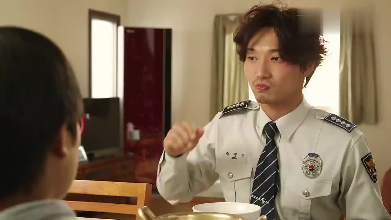 出动凯警打脸根本不需要一秒瞧你怕的那熊样