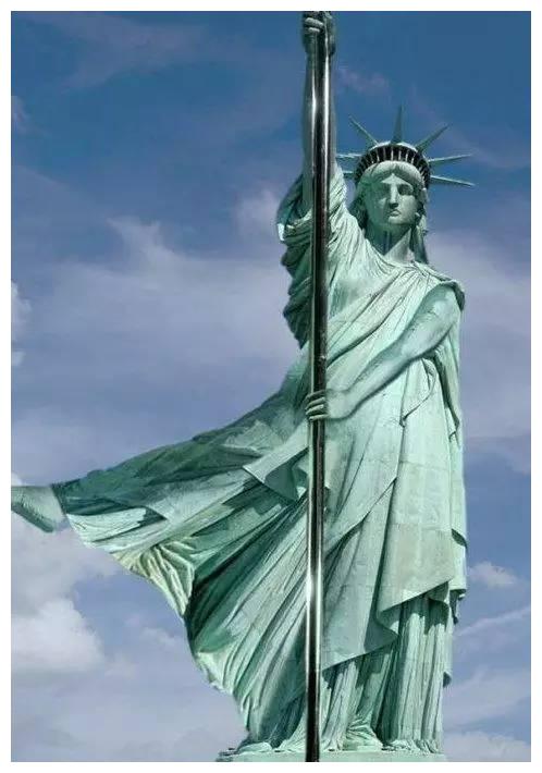 来看看那些电影中被玩坏的自由女神像