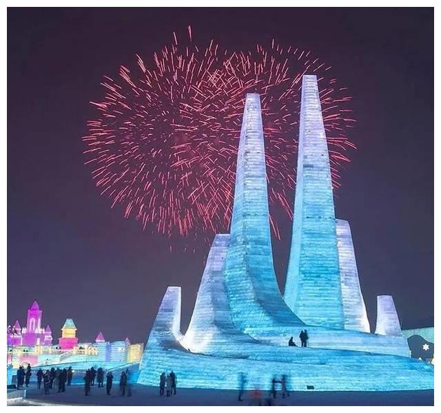 外国摄影师拍摄了哈尔滨冰雪节上令人惊艳的一些照片