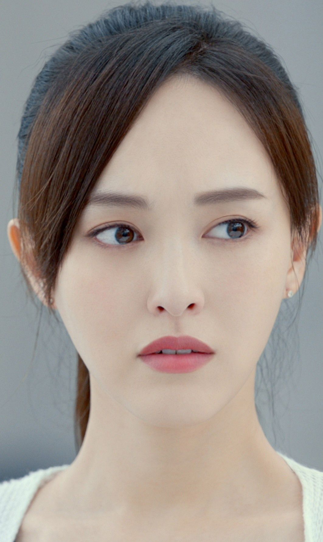 女神唐嫣,最有女人味的一组图集,笑容甜美迷人,美呆了!