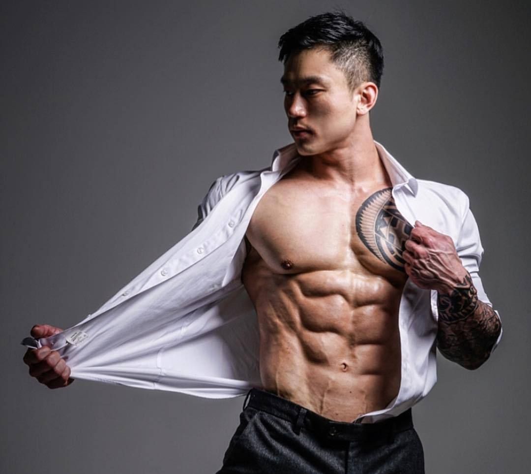 中国国产纹身肌肉帅哥腹肌健身男模小布Ryan 中国 肌肉宝宝