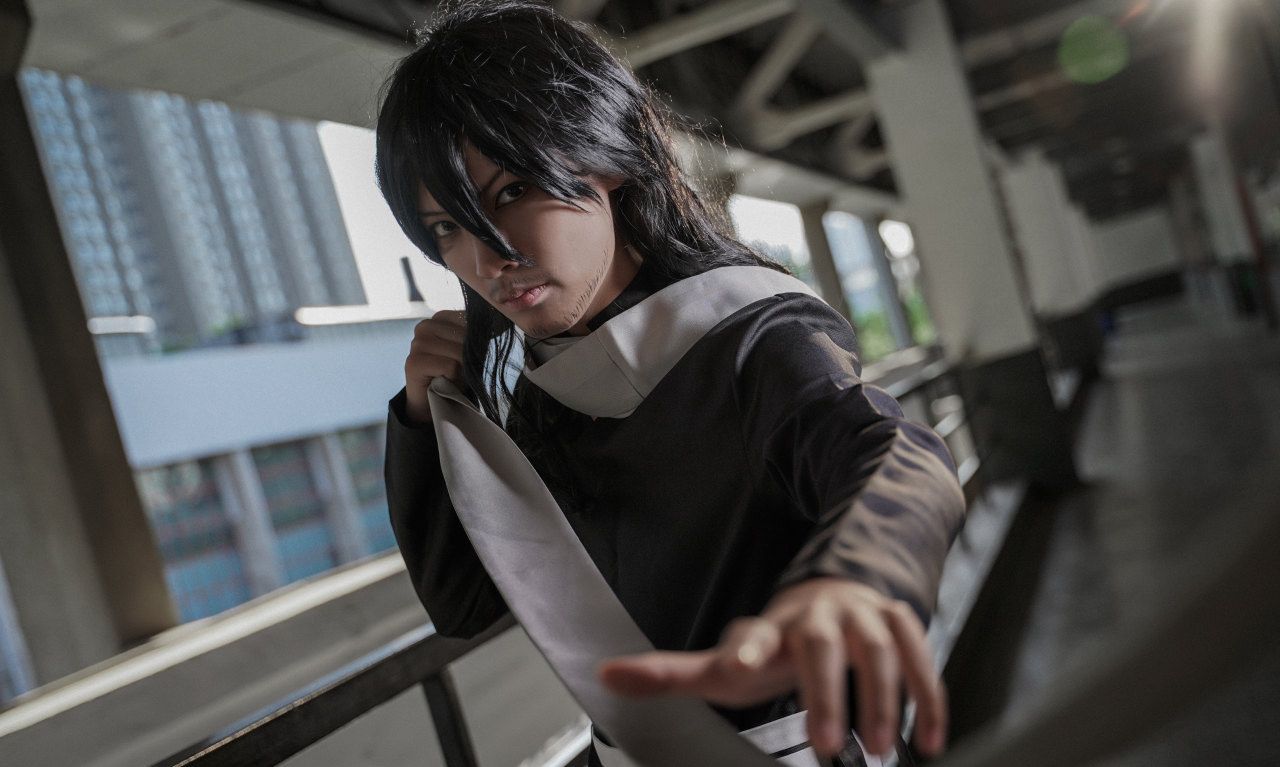 我的英雄学院相泽消太cos play(侵删)