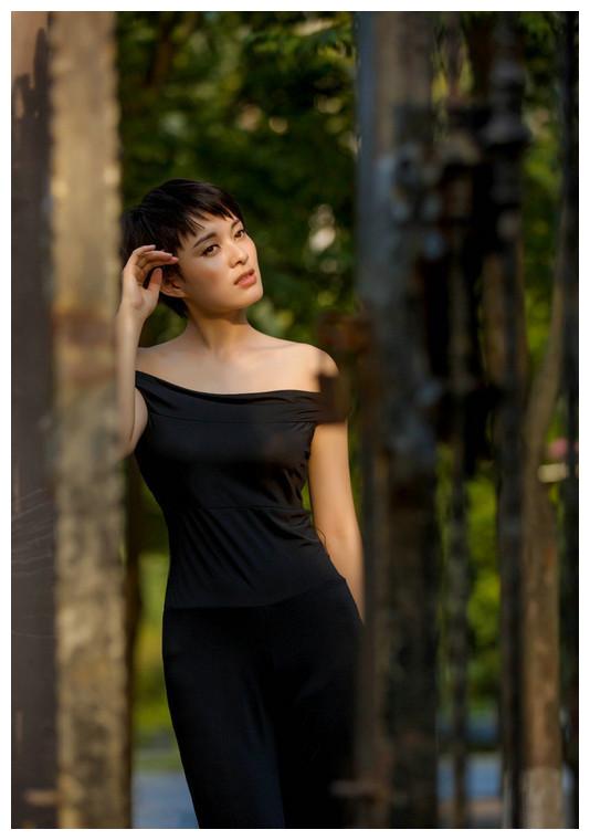 演员訾富尔出演电影《天地之间》正式杀青_娱乐频道