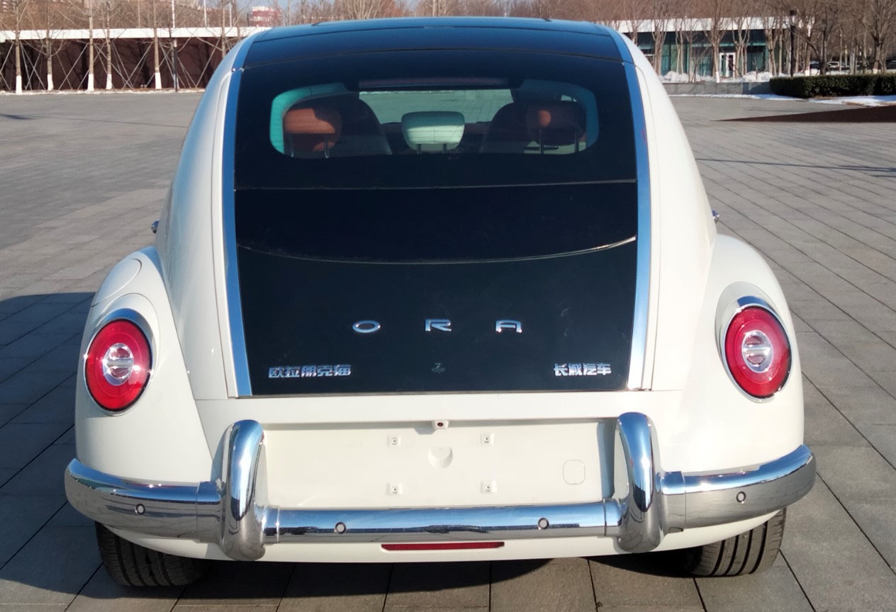 长城欧拉朋克猫亮相国产四门甲壳虫来了