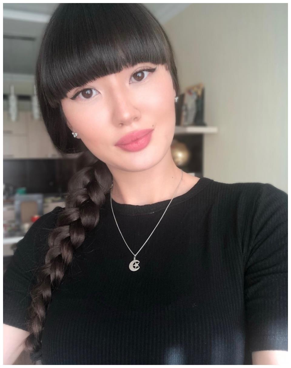 官宣!女排第一美少女莎宾娜晒出富豪男友求婚照,臀部暴涨变化大