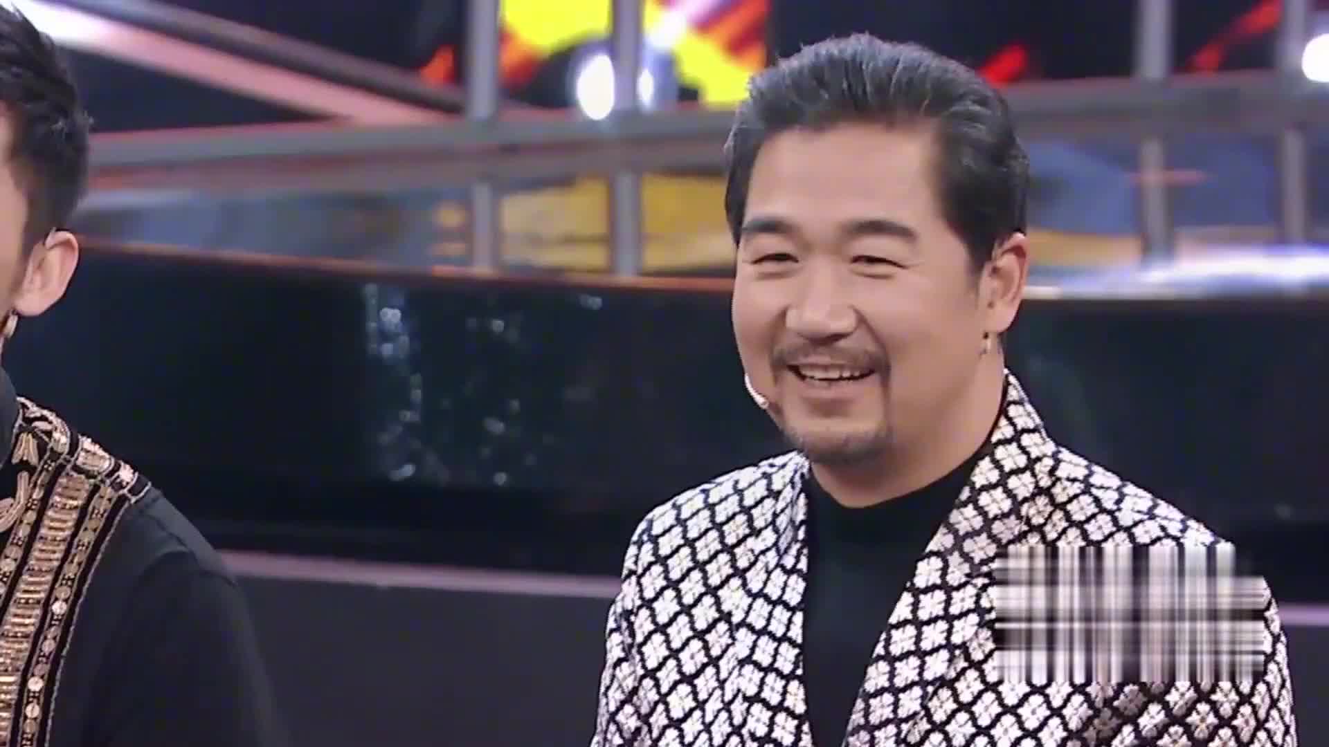 王牌郭麒麟女装惊艳张国立别这样穿了得找多少女婿啊