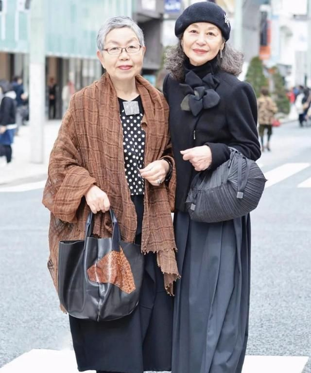 日本老年人的精致晚年年轻人不敢穿不敢想他们做到了老美了