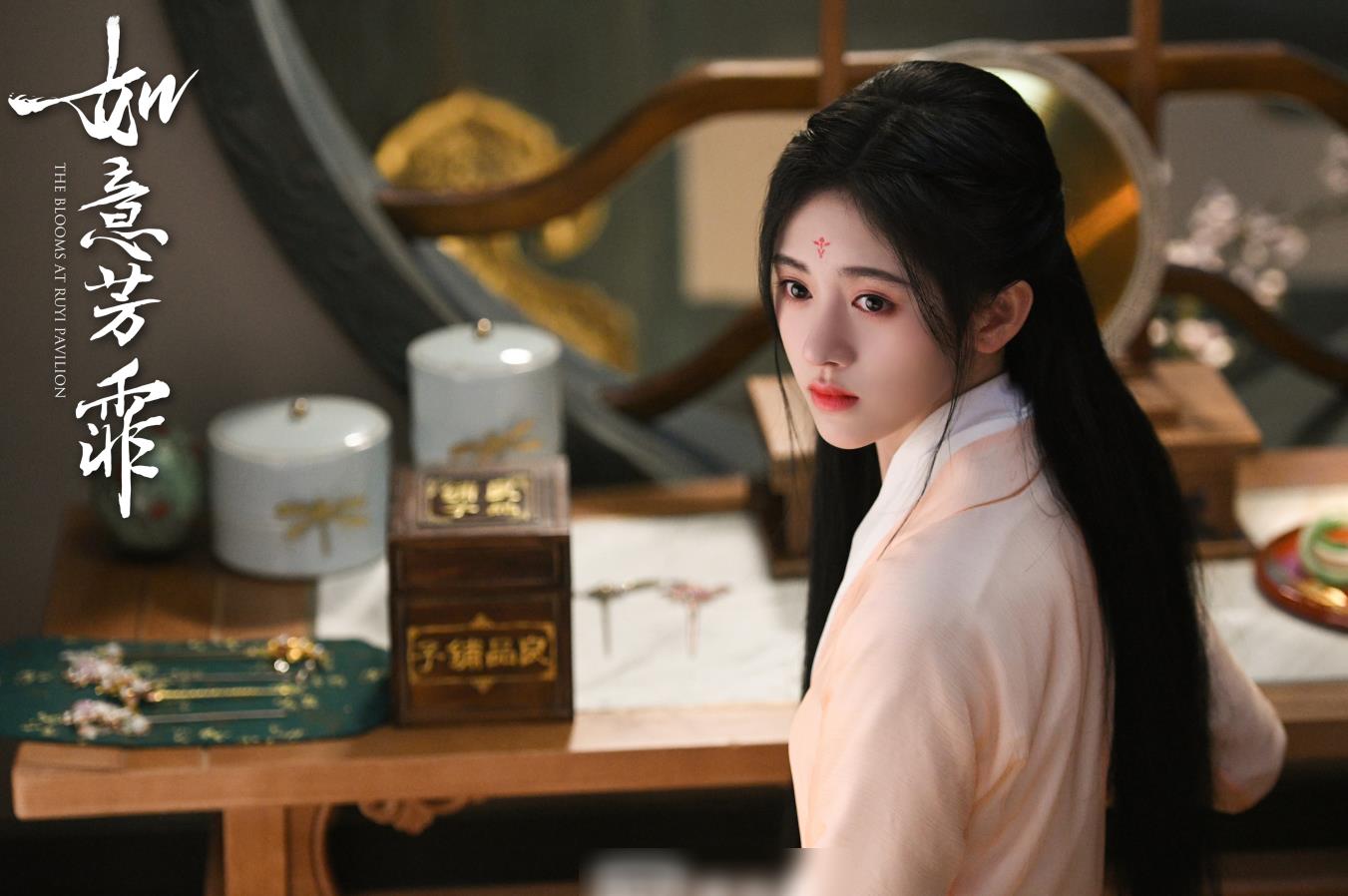 鞠婧祎现代新剧强势来袭搭档男主颜值演技在线与男二再度合作