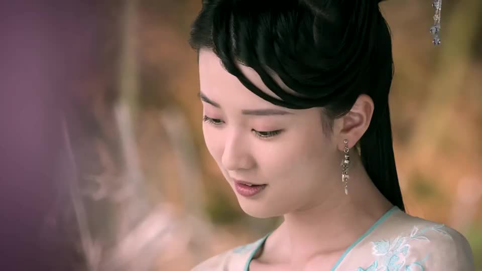 青丘狐传说:阿绣再回来的路上,被树妖抓住了