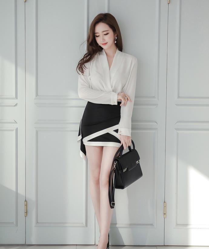 李妍静穿搭优雅简约v领衬衫包臀短裙