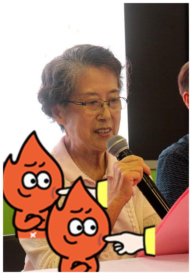 《光荣人家》中扮演妇女主任的北京电影制片厂老演员吴素琴也遗憾去世