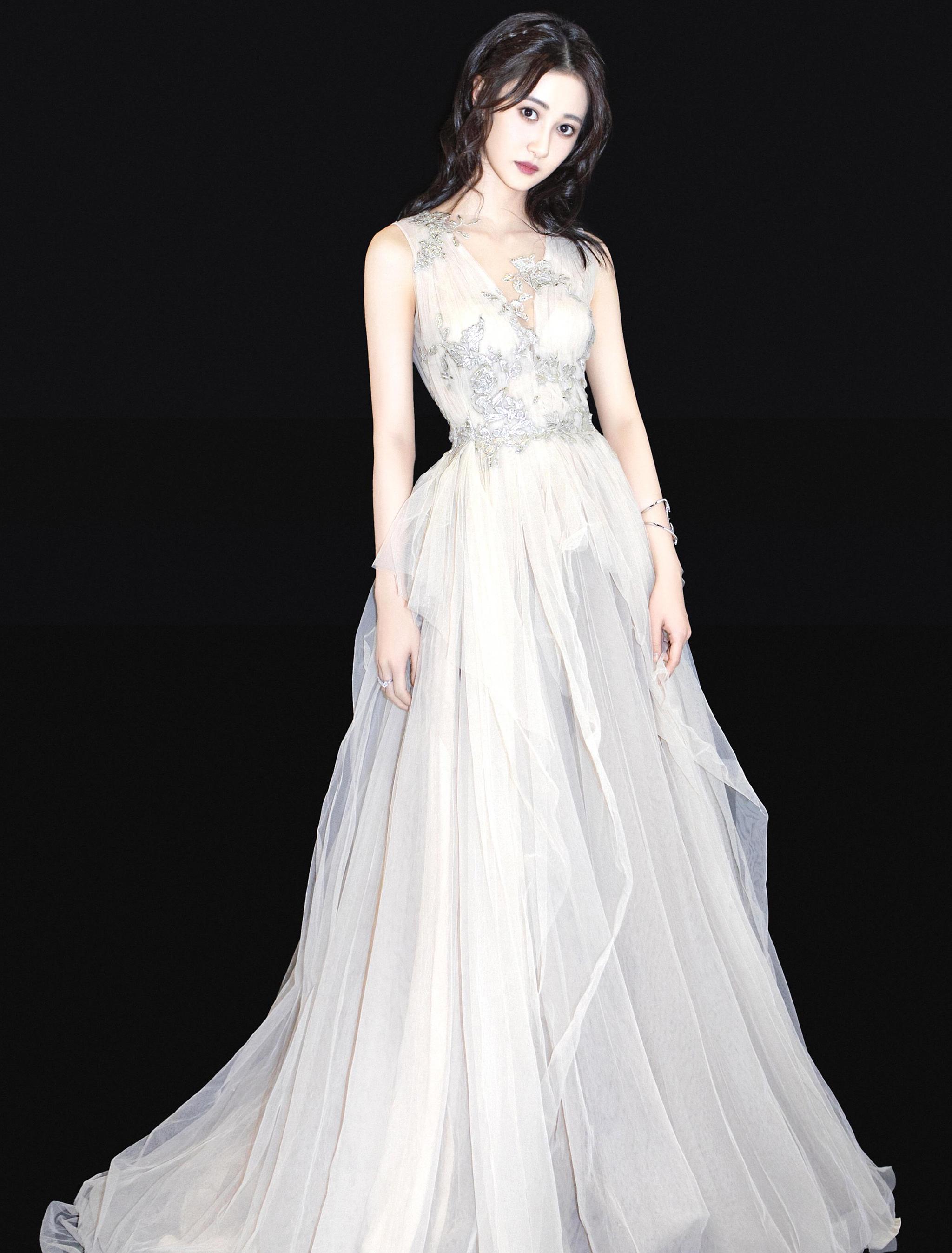 气质女神马泽涵:第5281期时尚潮流美图欣赏