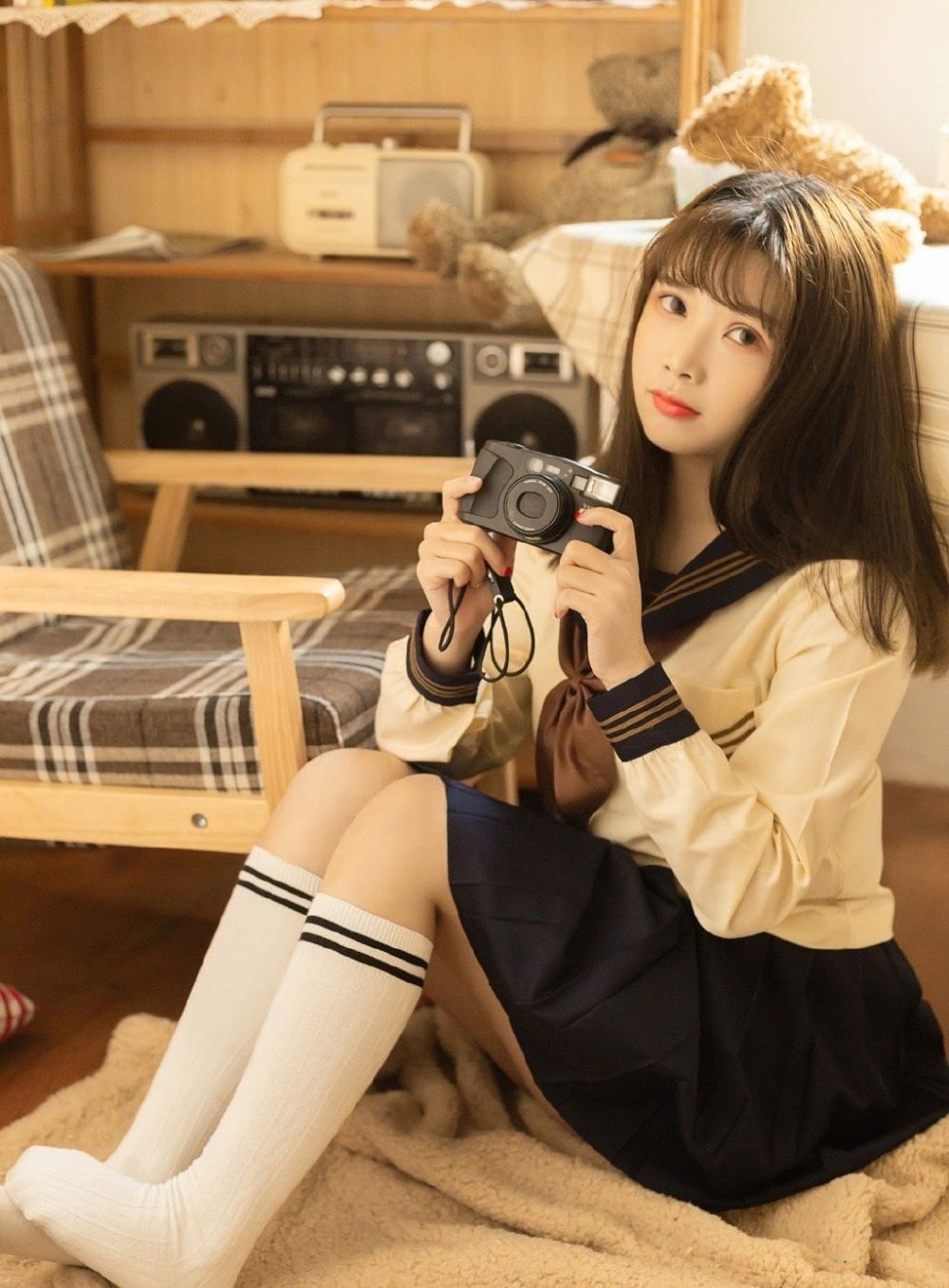 韩国制服美少女黑丝美腿私房自拍