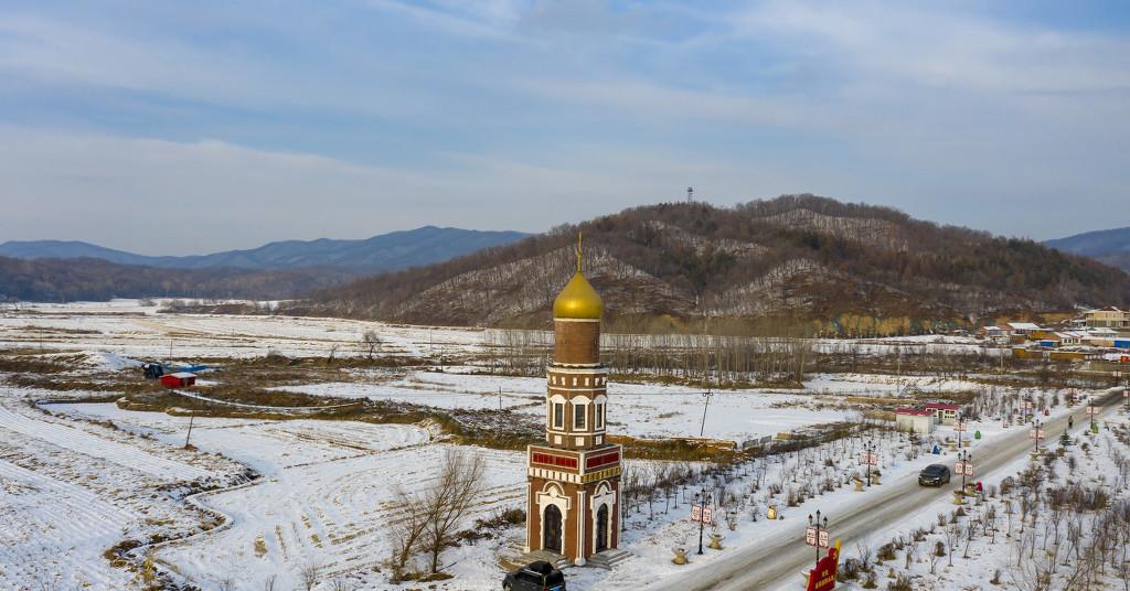 吉林舒兰南阳打造俄式冰韵小镇 房顶上都是套娃!