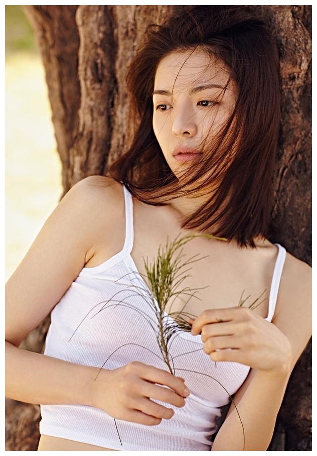 本是十八线小演员,如今因跳水戏一跃成名,还被题名金马奖