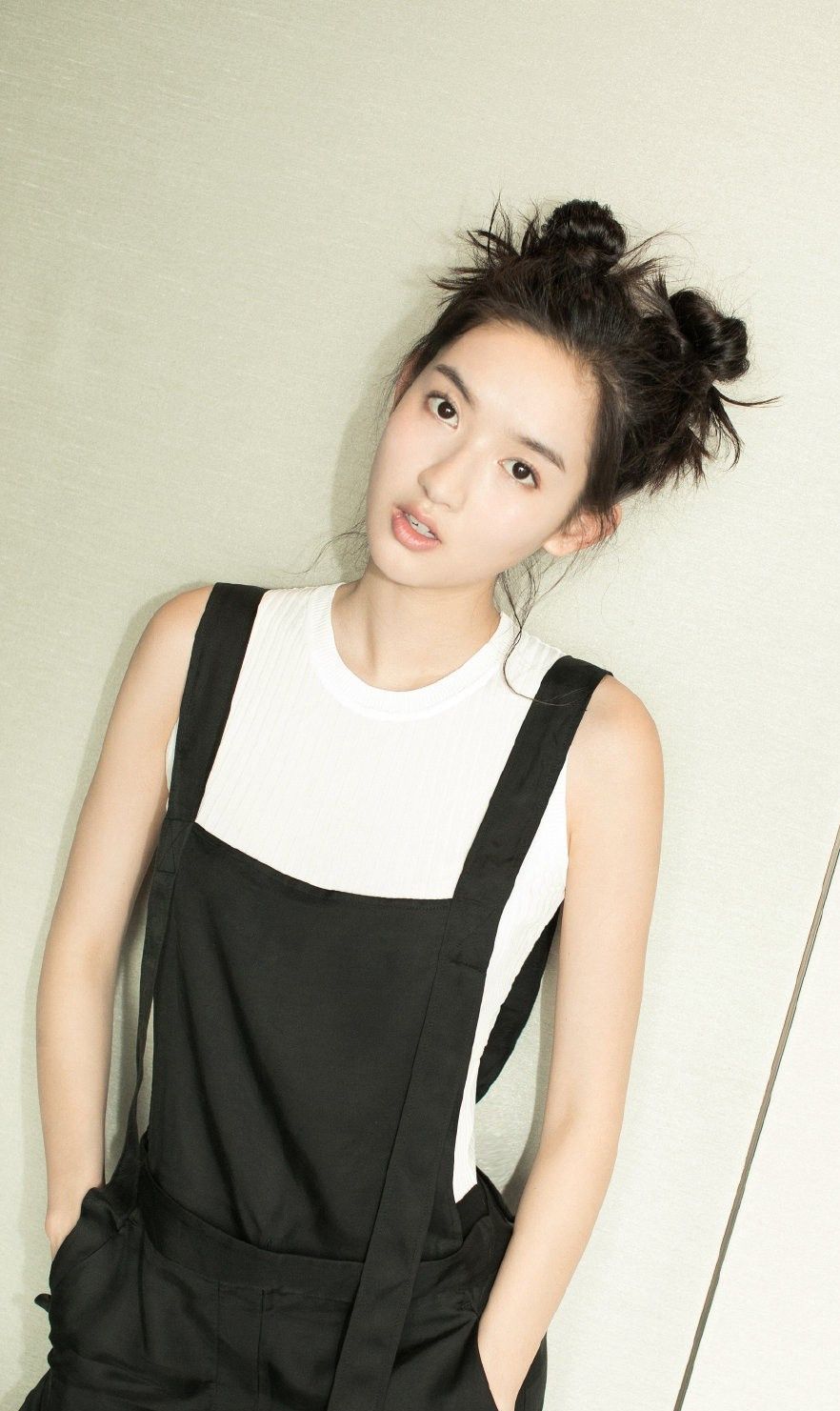 王玉雯精美照,校花级别的气质,清纯的姑娘