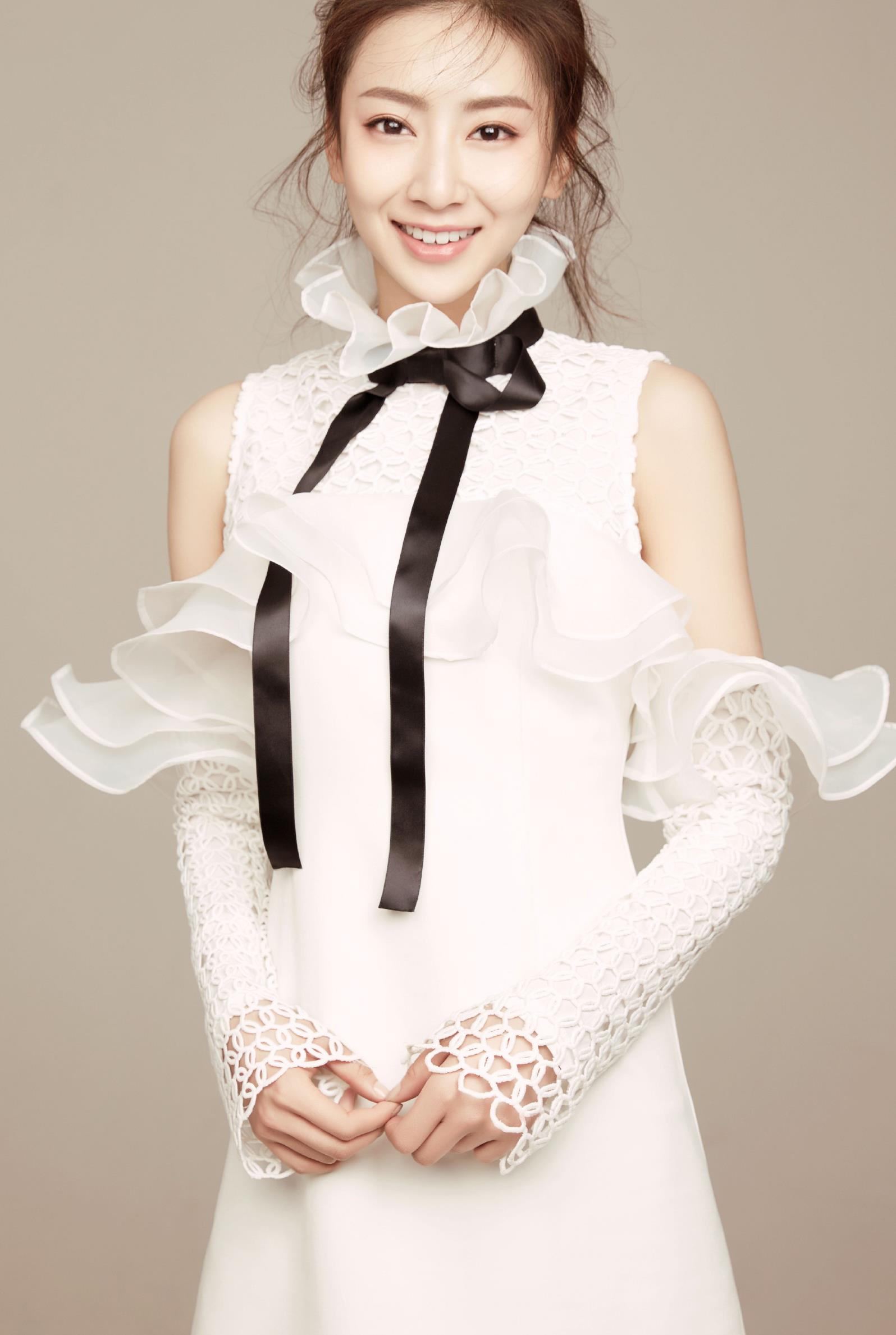 女神赵艺:第4959期气质潮流美图欣赏