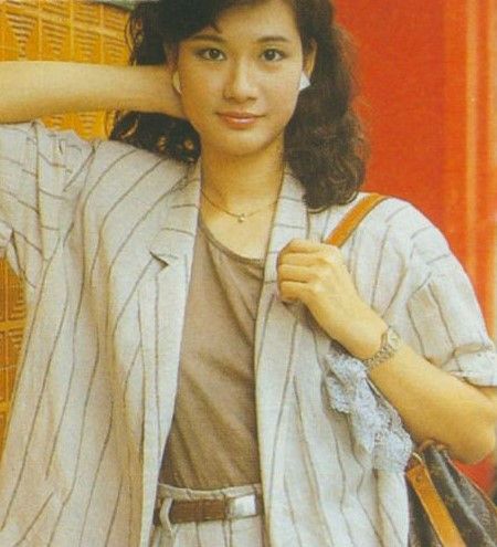阮佩珍,香港女演员.1977年入读丽的电视第四期艺员训练班!