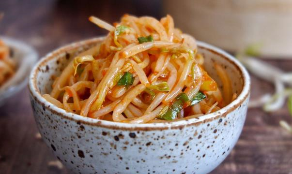 想要豆芽酸脆爽口就要跟它一起搭配好吃下饭根本停不下来