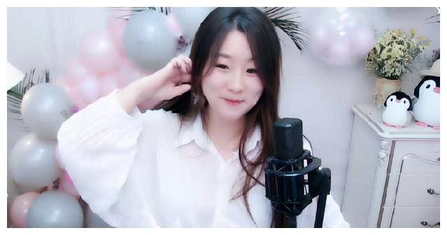 菲儿文静相遇,激战获胜