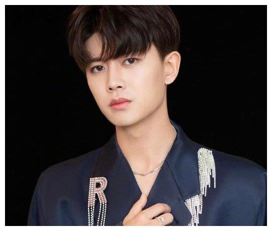 四大顶流男星稳扎稳打新顶流出现却依旧无法取代他们