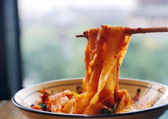 陕西关中美食,(三)biángbiáng面|关中|秦人|面条_新浪新闻