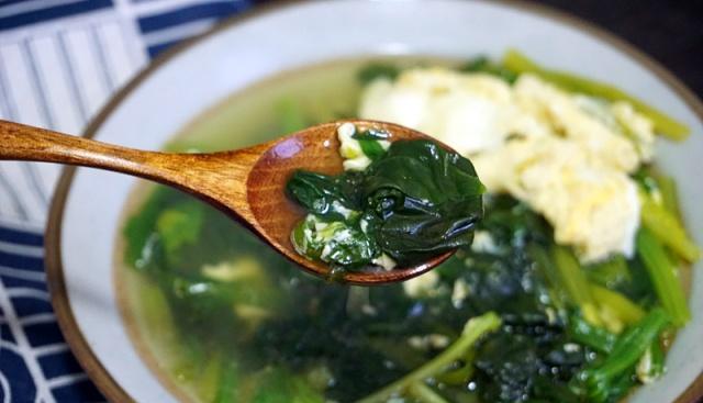 这菜号称营养模范生,春天多给孩子喝这碗绿叶汤,养肝补血有营养
