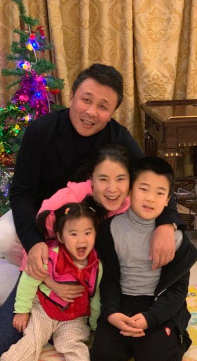 双喜临门!郭斌49岁生日和房子开盘卖10亿王楠喜提郭十亿!