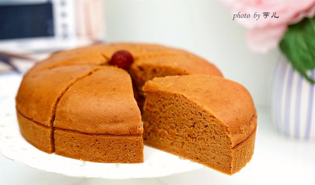 马拉糕,原名"马来糕",原是马来西亚人爱吃的一种食物,后来传入广东