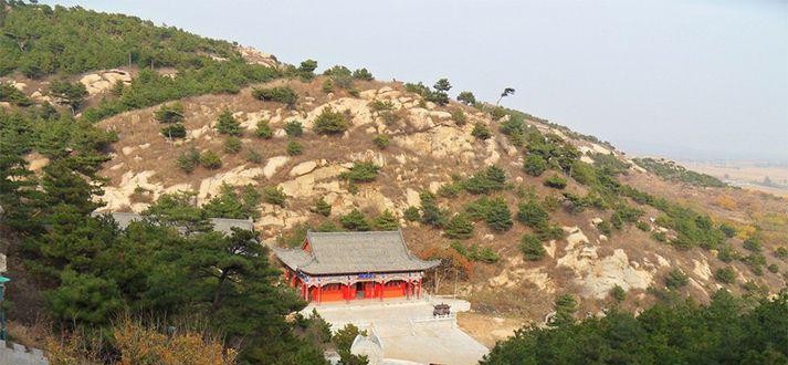 新闻看点# 导语: 医巫闾山位于辽宁省锦州. 来自铲史人 - 微博