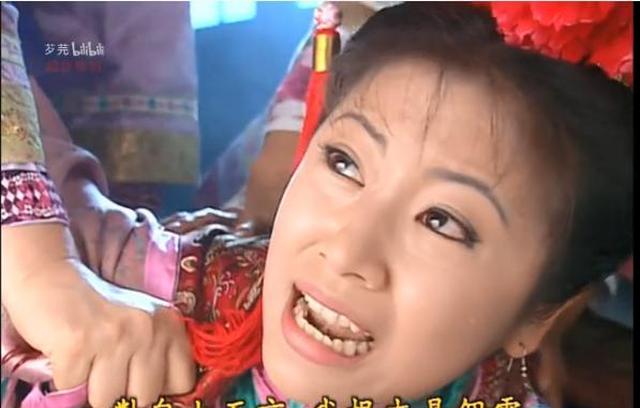 两版容嬷嬷扎针紫薇对比网友这还是记忆中的容儿吗