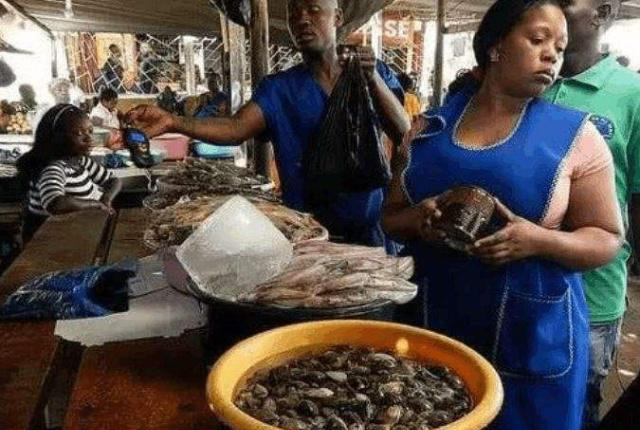 这种食物放在非洲被嫌弃，在国内少有人吃得起，吃货：送一打给我休闲区蓝鸢梦想 - Www.slyday.coM