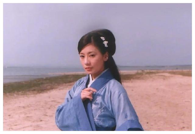 成龙新剧即将开播,反派万贵妃预告曝光,贾静雯穿古装美翻