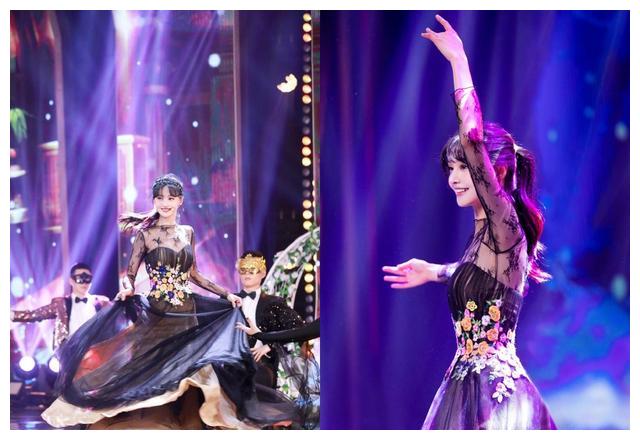 郑爽穿晚礼服着实令人惊艳,在烟雾中翩翩起舞,完美演绎仙女下凡