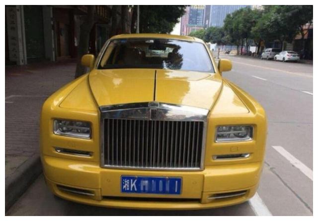 他靠一首歌红遍大江南北,版权费吃一辈子,出门劳斯莱斯代步|杨臣刚|劳