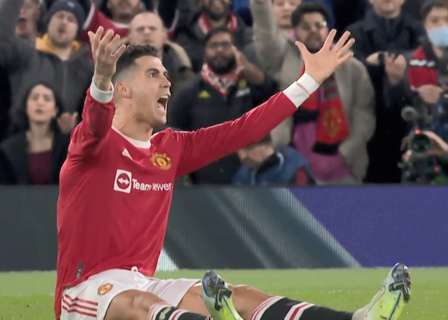 0比1!曼联欧冠惨遭淘汰,C罗黑脸,创3大耻辱纪录:90分钟0射门休闲区蓝鸢梦想 - Www.slyday.coM 0比1!曼联欧冠惨遭淘汰,C罗黑脸,创3大耻辱纪录:90分钟0射门休闲区蓝鸢梦想 - Www.slyday.coM