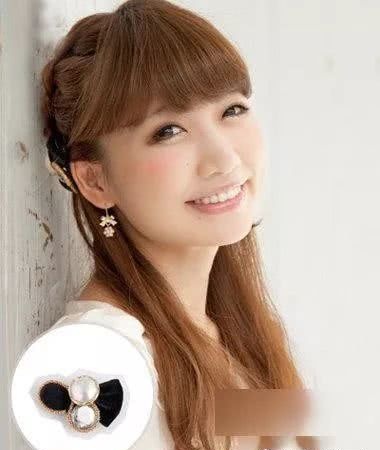 教你2款气质清新圆脸女生公主发型图解!