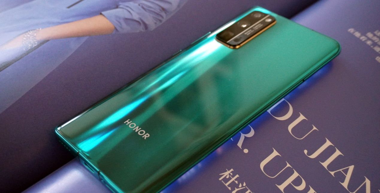 绿野仙踪荣耀30pro真机图赏手机与时尚的碰撞