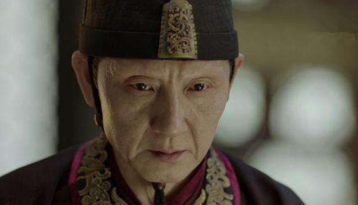 有种意外叫做《庆余年》里的洪四庠;自称是男神,看到旧照相信了