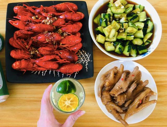 一个女人的精致午餐,晒图发朋友圈火了,网友:足够我一家人吃的休闲区蓝鸢梦想 - Www.slyday.coM 一个女人的精致午餐,晒图发朋友圈火了,网友:足够我一家人吃的休闲区蓝鸢梦想 - Www.slyday.coM