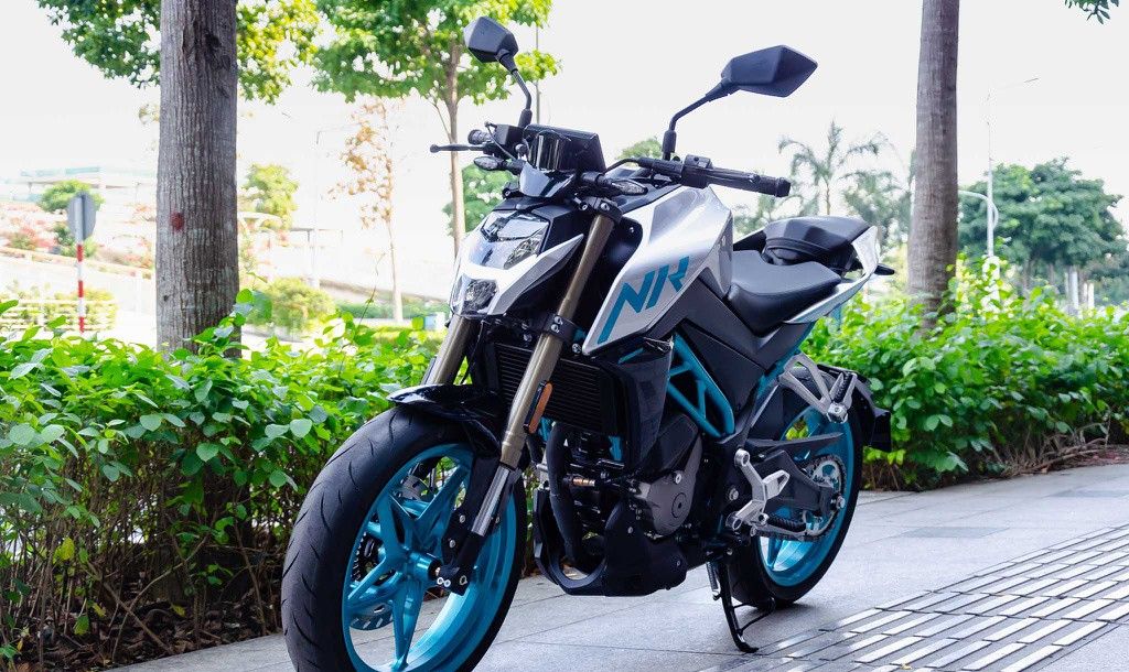 卖得贵不是没道理,生而由我随心所律,春风250nk惊艳登场_高清图集