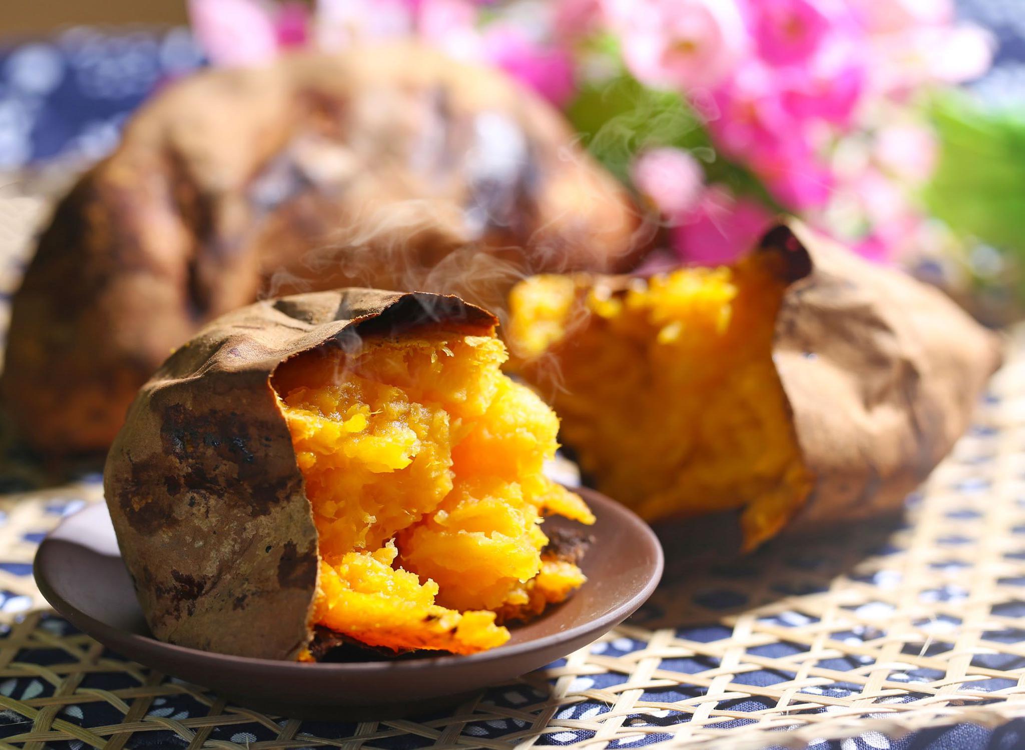 记忆中的冬天,是烤红薯的味儿