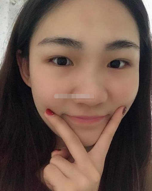 蒜头鼻的女生,比较固执己见,缺乏温柔体贴