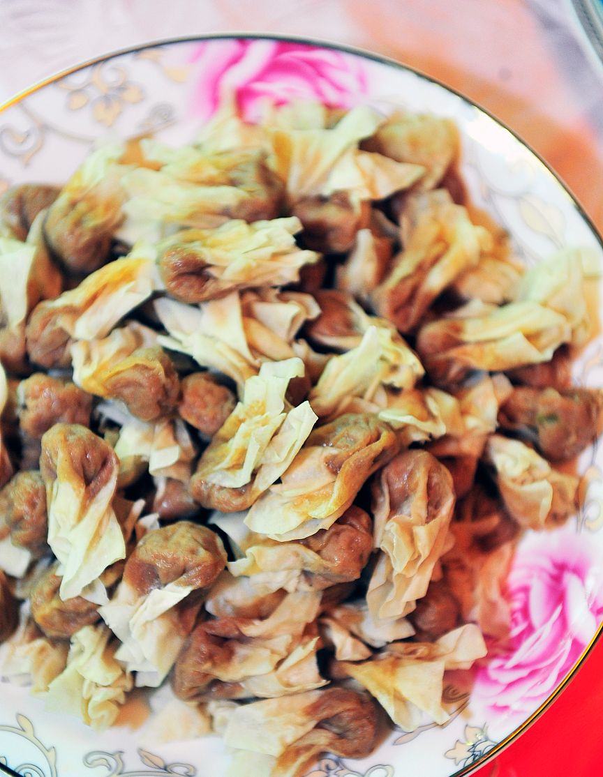 1 / 8 浦城肉燕  浦城肉燕是自南宋以来浦城著名的传统名菜,有燕球(又