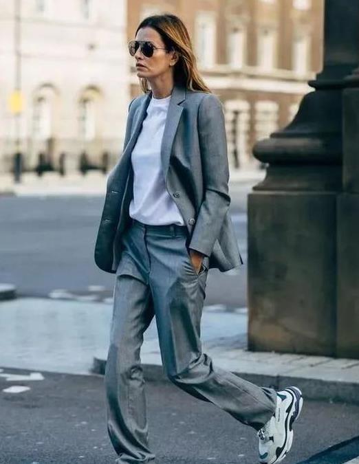 "西裤 运动鞋"也是有讲究的,了解这几点,让你美得更特别|西装裤|运动