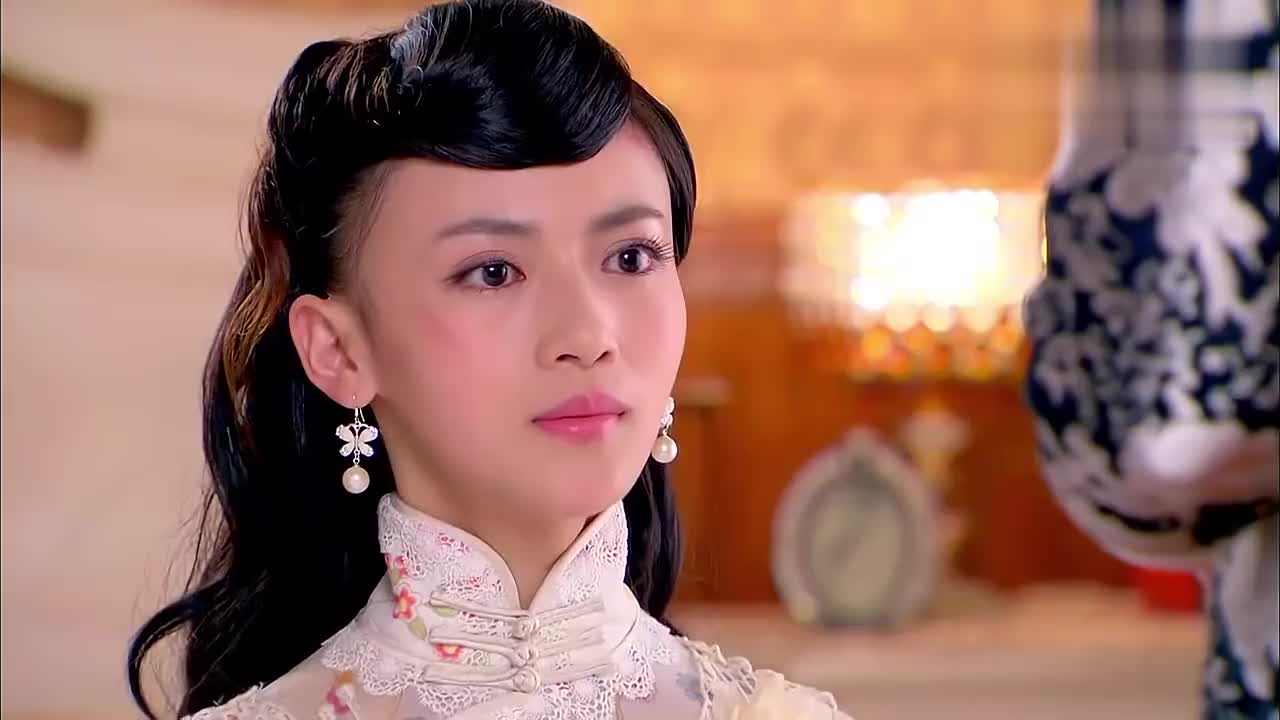 锁梦楼: 心机丫环暗示大少爷纳妾