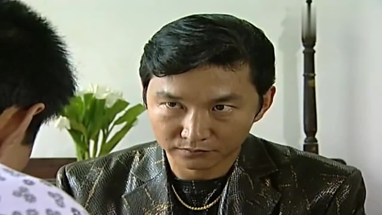 大哭 为您推荐: 影视:世纪贼王张世豪职业生涯第一单一般人还真做不了